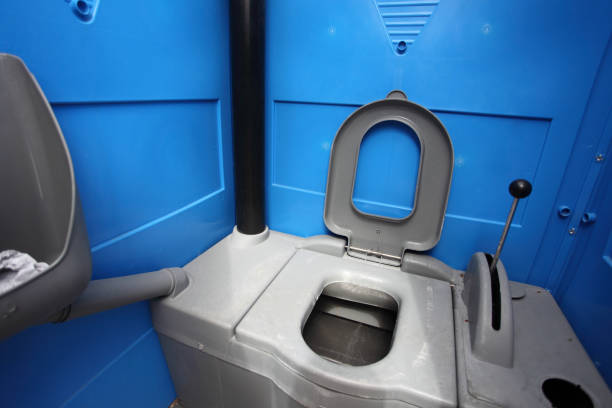 Best Porta potty delivery and setup  in St Louis Park, MN